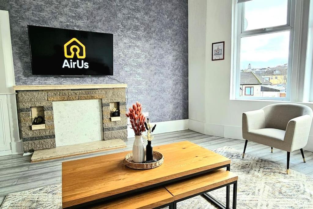 Spacious Haven With Free Parking غلاسغو المظهر الخارجي الصورة