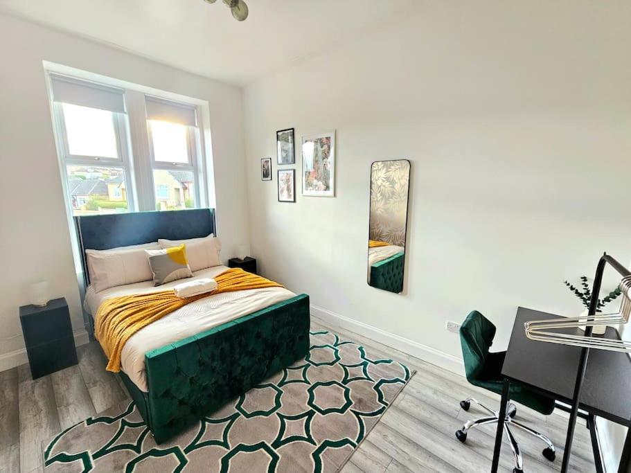 Spacious Haven With Free Parking غلاسغو المظهر الخارجي الصورة