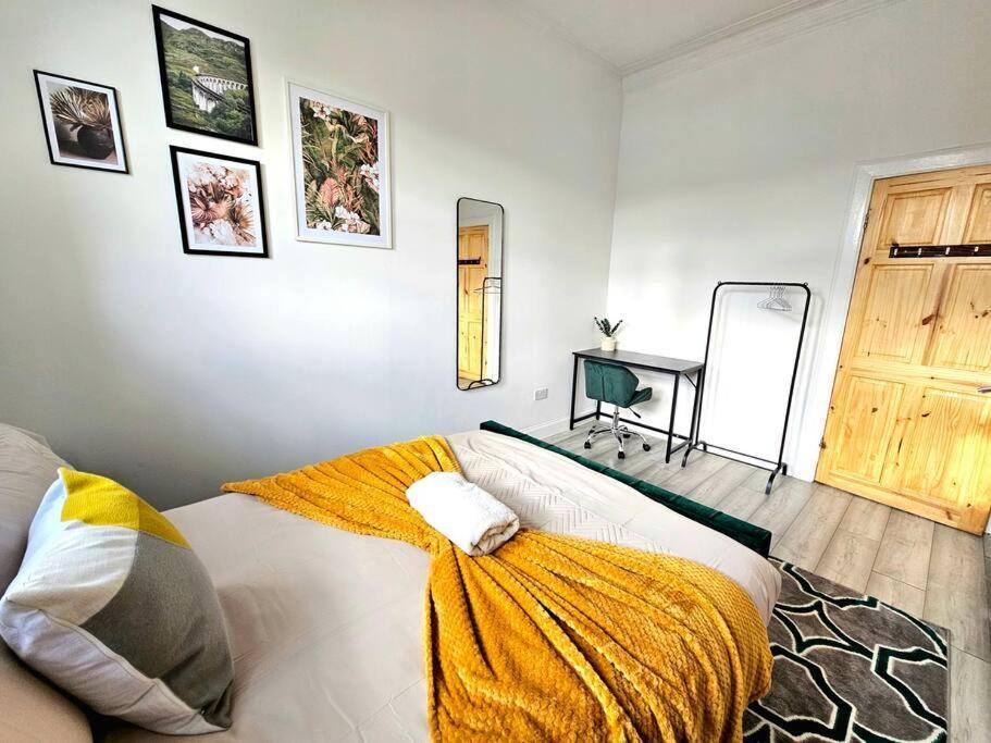 Spacious Haven With Free Parking غلاسغو المظهر الخارجي الصورة