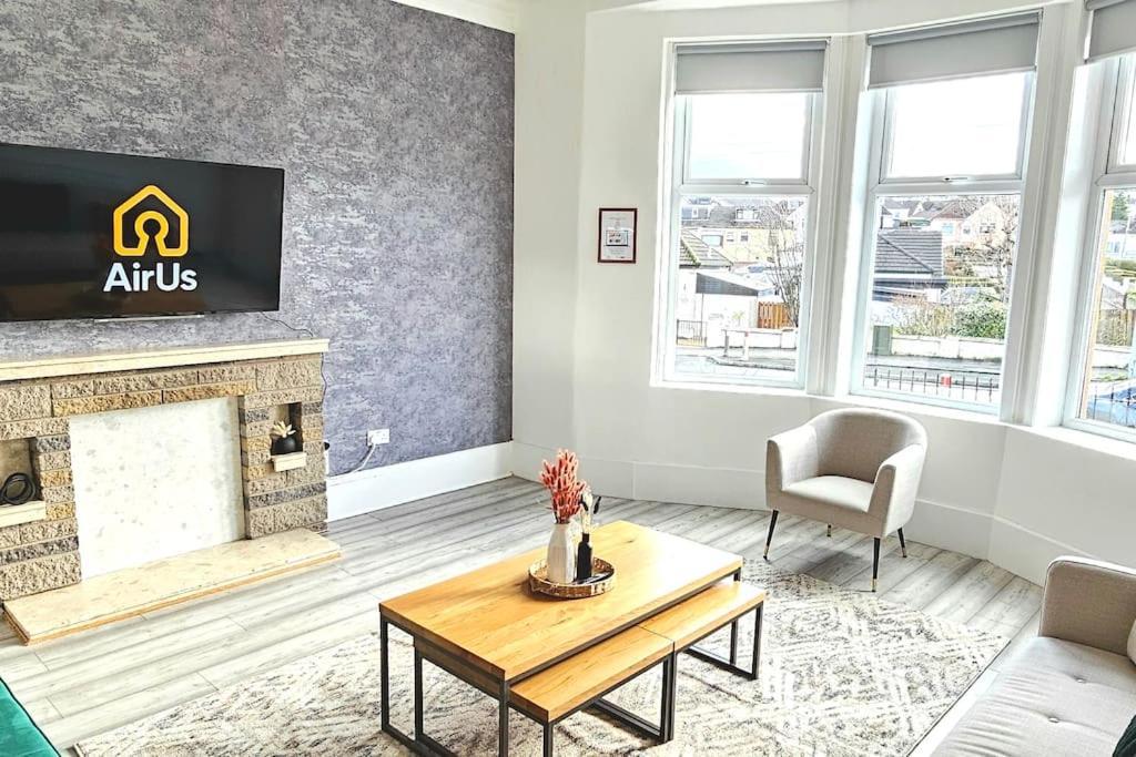 Spacious Haven With Free Parking غلاسغو المظهر الخارجي الصورة